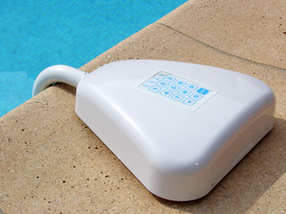 Alarme piscine Maytronics AQUALARM V2 homologuee NF P90-307