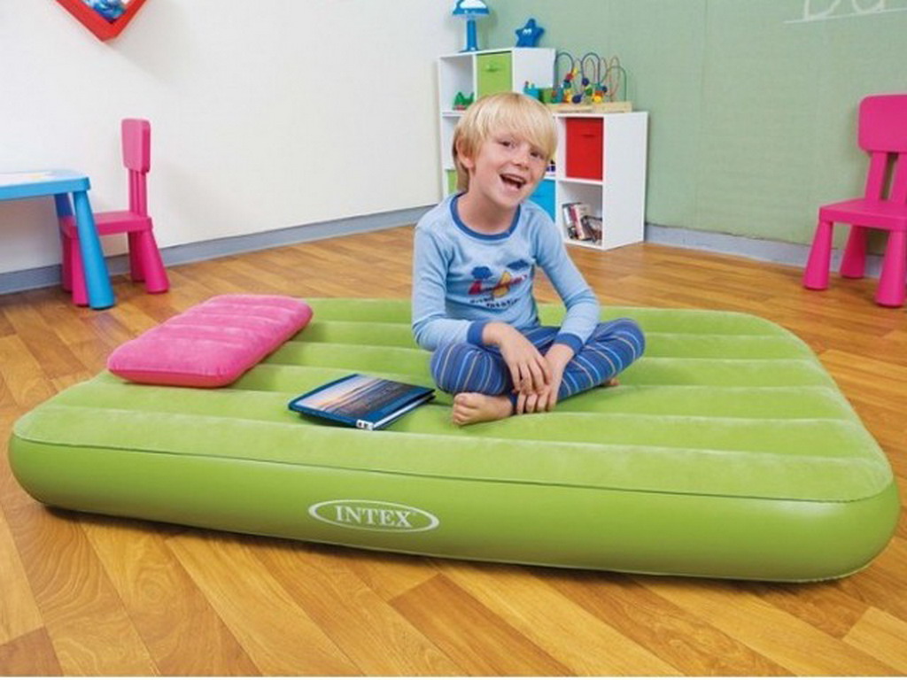 Matelas Airbed gonflable Intex POP KIDZ coloris vert 157 x 88 x 18cm