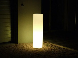 Lampe filaire Loon TOWER SLIM Ø30x160cm pour piscine et jardin