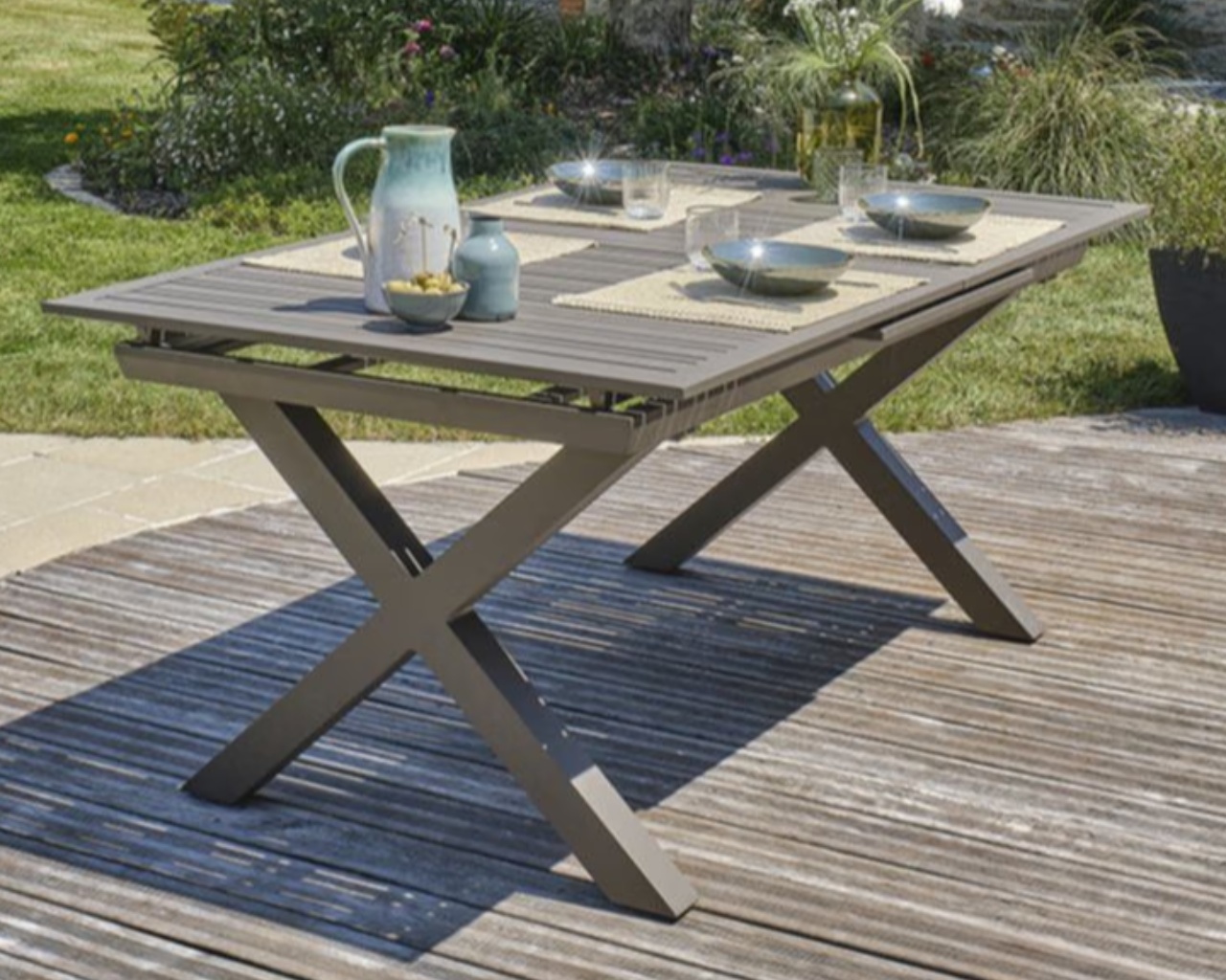 Table de jardin FLORIDE 180/240x100cm alu quartz avec rallonge automatique DCB Garden