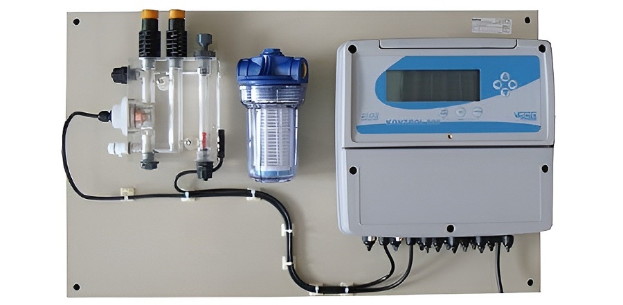 Panneau de controle analyse de l'eau Mareva KONTROL 800 SEKO multi-parametres - Une mesure précise du pH de votre eau de baignade