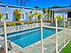 Barriere piscine demontable SECURIPOOL Sable 9m fixations 16mm - Autre vue