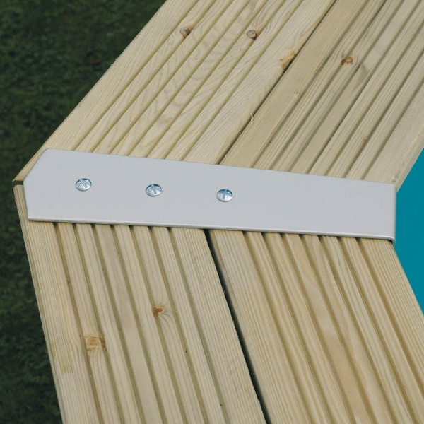 Installation de la piscine bois rectangulaire : préparation, montage et mise en service