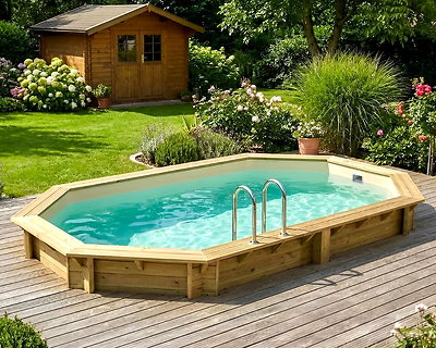Piscine bois Altanka NEMO octogonale allongée 5,79 x 3,49m H 1,45m, liner sable ancrage béton