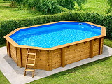 Piscine bois Altanka NEMO octogonale allongee 7,3 x 3,97m H 1,45m liner bleu, ancrage beton