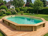 Piscine bois Altanka NEMO octogonale allongee 7,3 x 3,97m H 1,45m liner sable, ancrage beton - Autre vue