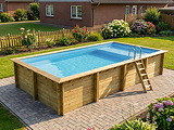 Piscine bois Altanka AQUA rectangulaire avec plage 8,5 x 4,35m H 1,45m liner bleu, pose sur dalle