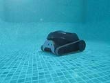Robot piscine electrique Dolphin LIBERTY 400 sans fil - Autre vue